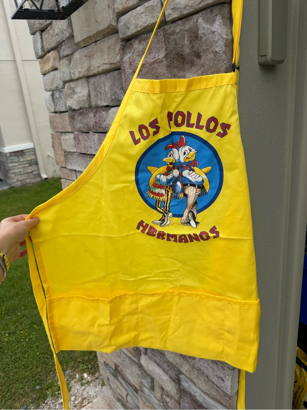 Los Pollos Hermanos Yellow Apron